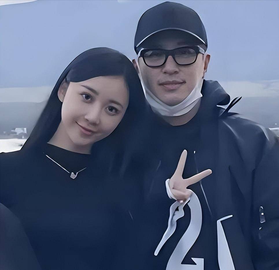 潘玮柏老婆晒泳装照被2200万人围观难怪“浪子”潘帅会收心!